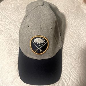 Buffalo Sabres New Era baseball cap! Mint condition! Like new!